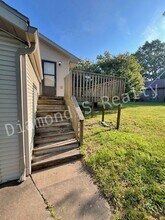 1204 Flora St in Nixa, MO - Building Photo - Building Photo