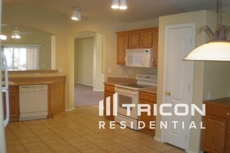 3118 N 129th Dr in Avondale, AZ - Foto de edificio - Building Photo