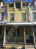 717 Weiser St in Reading, PA - Building Photo
