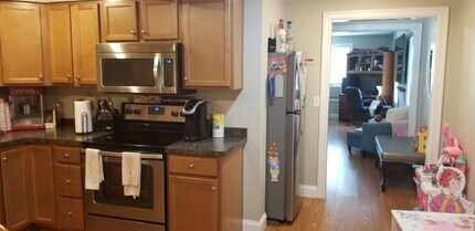 1047 Fyler Rd in Kirkville, NY - Building Photo - Building Photo