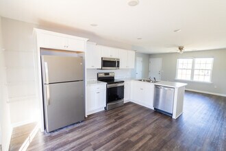 218 Evans Ter in Statesboro, GA - Foto de edificio - Building Photo