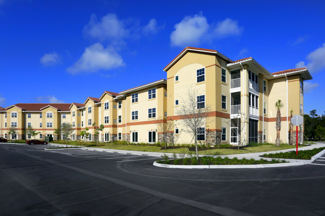 Stone River Retirement Community in Bradenton, FL - Building Photo - Building Photo