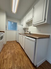 445 Ignacio Blvd in Novato, CA - Building Photo - Building Photo