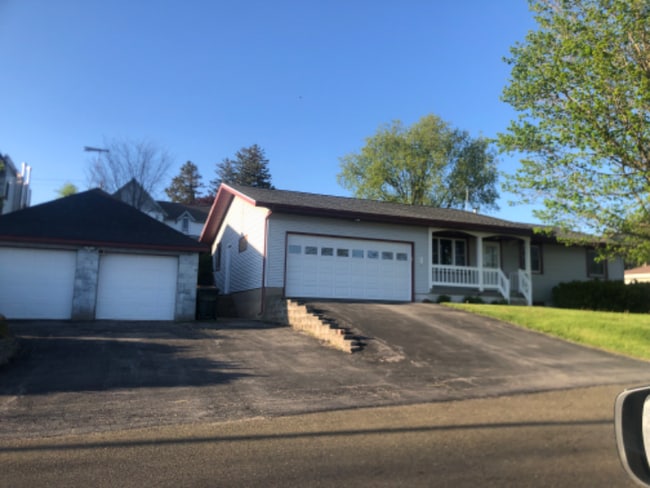 property at 10980 South St