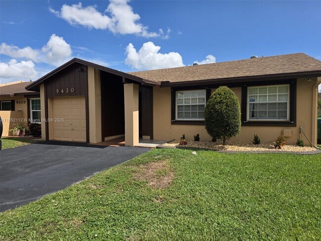 property at 9430 S Meadows Cir