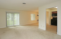 Tall Oaks Apartments photo'