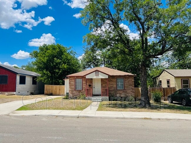 1807 Gorman in San Antonio, TX - Building Photo - Building Photo