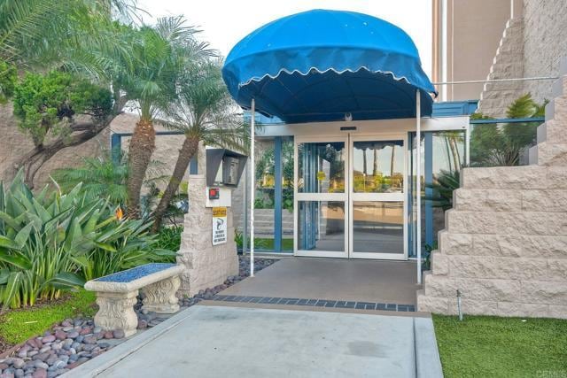 1200 N Harbor Dr in Oceanside, CA - Building Photo - Building Photo