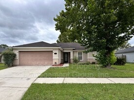 2231 Brian Lakes Dr E in Jacksonville, FL - Building Photo