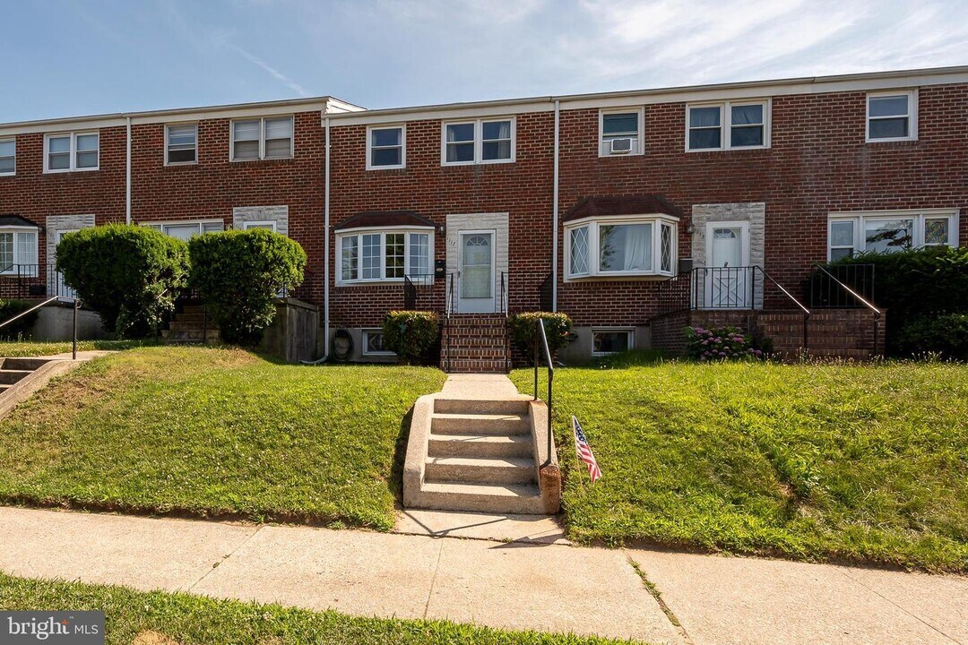 1117 Circle Dr in Halethorpe, MD - Building Photo