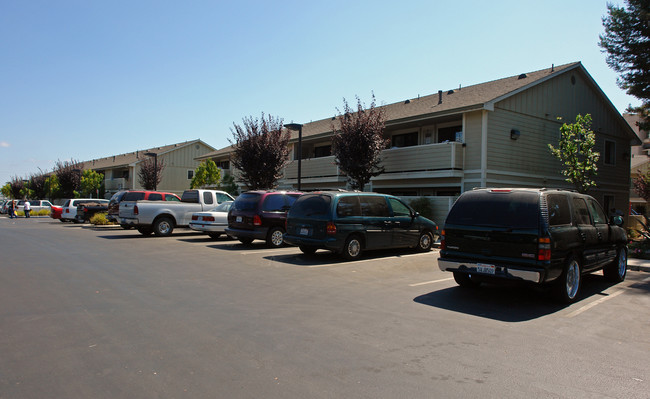 Northgate Apartments in Watsonville, CA - Building Photo - Building Photo