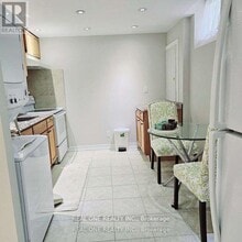 42 Seiffer Crescent in Richmond Hill, ON - Building Photo - Building Photo