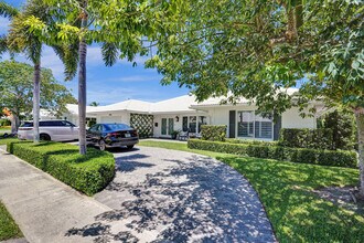 1348 Sycamore Terrace in Boca Raton, FL - Building Photo - Building Photo
