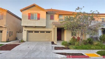 5321 Declan St in Riverside, CA - Building Photo