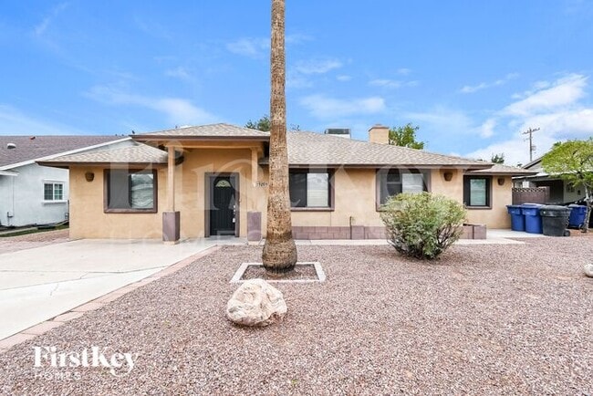 1520 W Bentley St