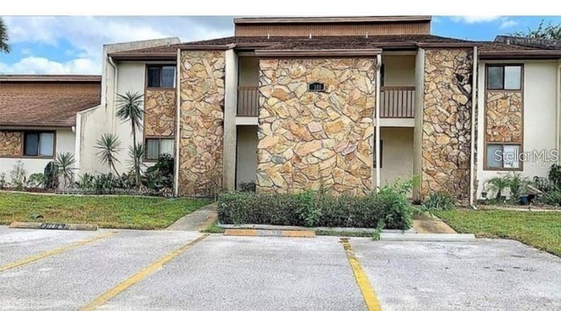 7035 Cognac Dr in New Port Richey, FL - Building Photo