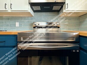 3101 Lorna Rd in Birmingham, AL - Building Photo - Building Photo