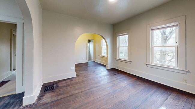 property at 921 Douglas Ave