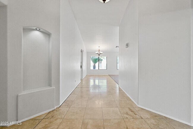 4354 E Danbury Rd in Phoenix, AZ - Building Photo - Building Photo