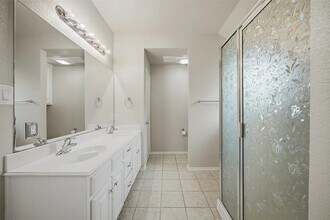 1337 Red River Dr, Unit 18 in Aubrey, TX - Building Photo - Building Photo