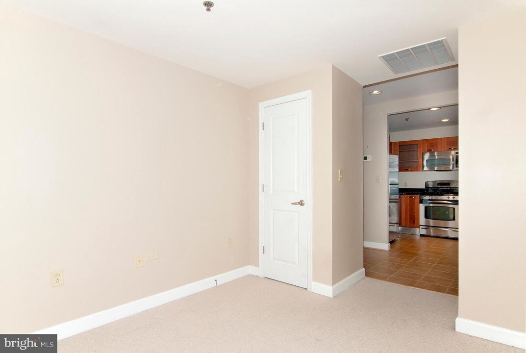 5750 Bou Ave-Unit -1409 in Rockville, MD - Building Photo