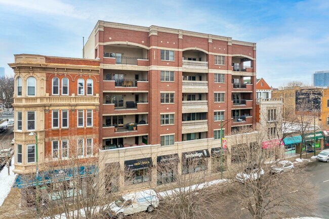 Old Towne Place in Chicago, IL - Building Photo - Building Photo