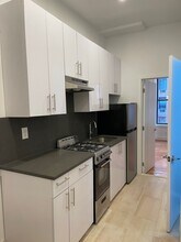 11 Stanton Street in New York, NY - Foto de edificio - Interior Photo