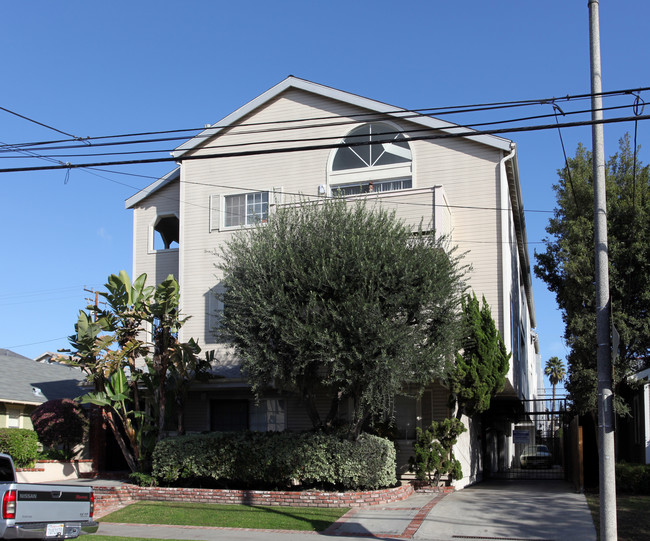 1050 Temple Ave in Long Beach, CA - Building Photo - Building Photo