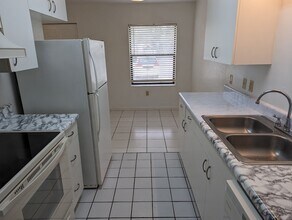 3600 SW 23rd St, Unit 21 in Gainesville, FL - Foto de edificio - Building Photo
