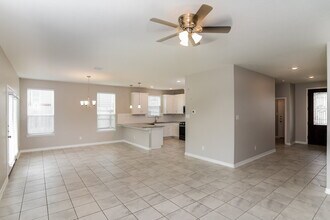 14619 Jocasta Dr in San Antonio, TX - Building Photo - Building Photo