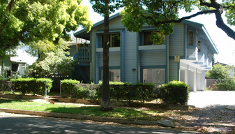 556 Catalina Ave Apartments