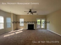 10076 Treeside Ln photo'