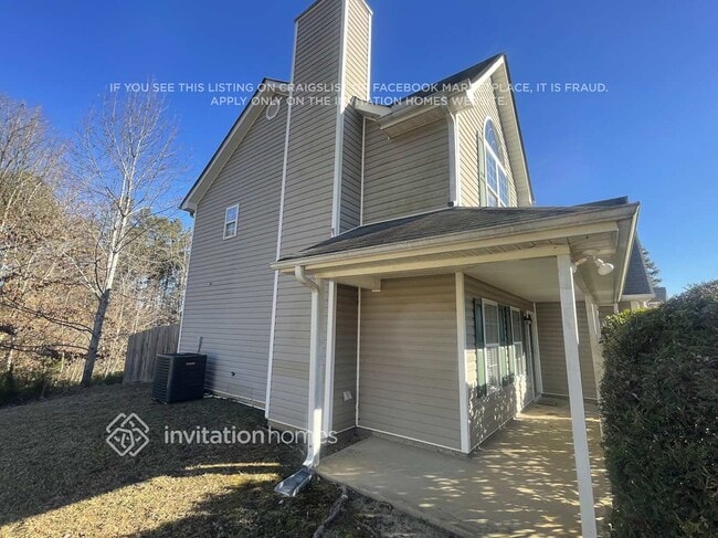 143 Stonehenge Dr in Dallas, GA - Building Photo - Building Photo