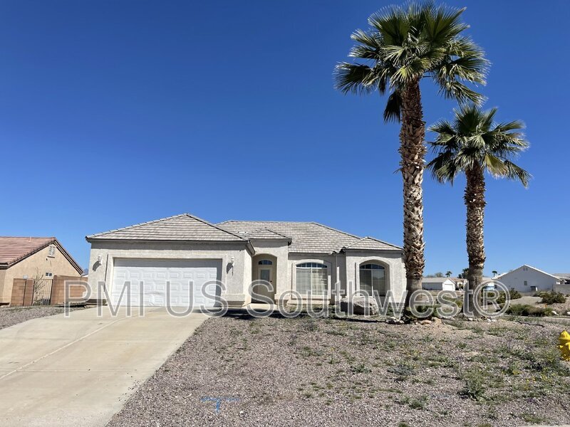 2067 Jamie Rd in Fort Mohave, AZ - Building Photo