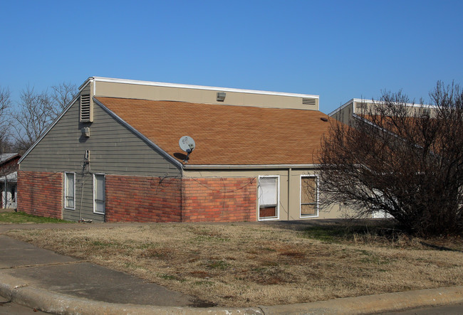 Poteau Valley Apartments in Poteau, OK - Building Photo - Building Photo