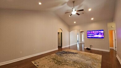 92 Mozart Ln in Freeport, FL - Building Photo - Building Photo