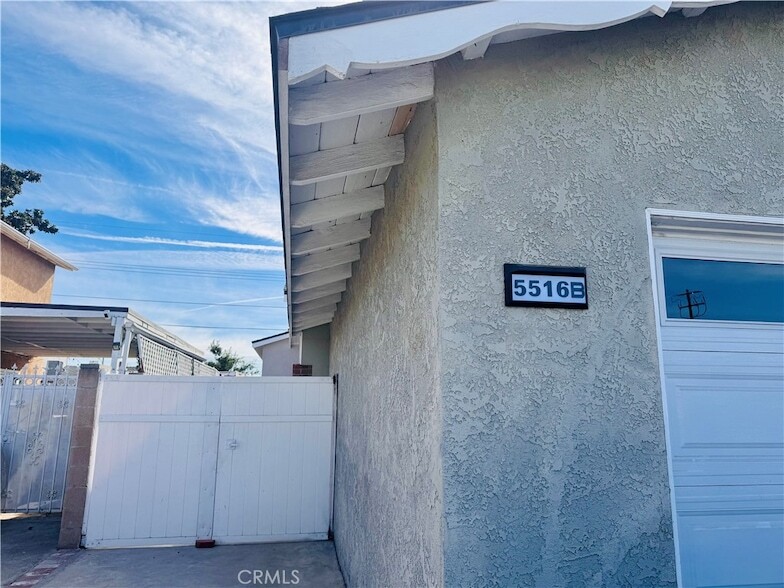 5516 Paraguay Dr, Unit 1 in Buena Park, CA - Building Photo