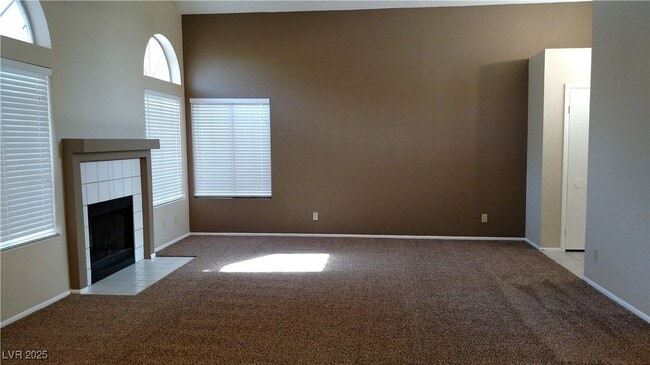 111 Quiet Desert Ln in Henderson, NV - Building Photo - Building Photo
