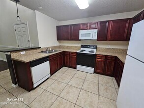 6965 Ortega Woods Dr in Jacksonville, FL - Building Photo - Building Photo
