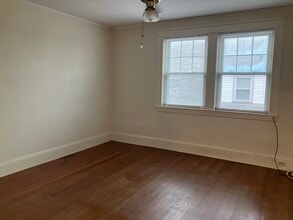37 Endicott St, Unit 3 in Salem, MA - Building Photo - Building Photo