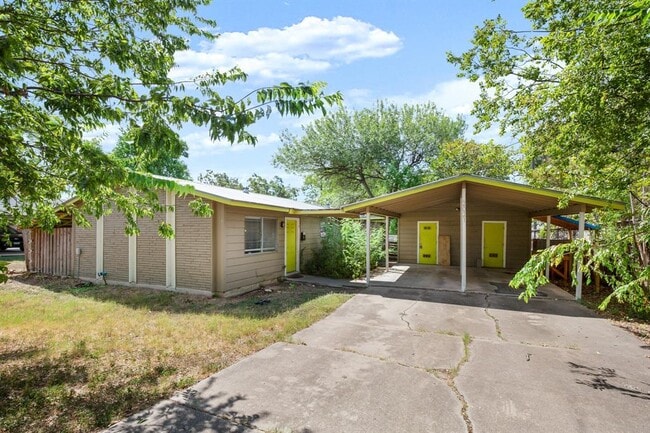 2021 Wheless Ln in Austin, TX - Building Photo - Building Photo