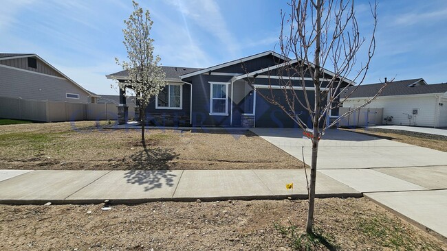 property at 4595 E Musselshell Dr
