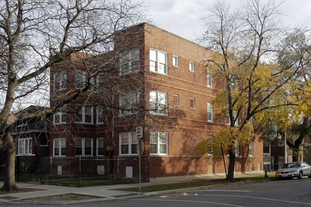 1501 N Lockwood Ave in Chicago, IL - Building Photo