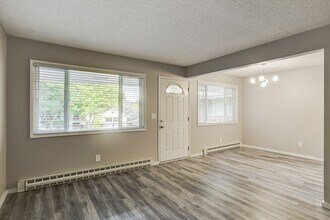 1036 SE 29th Ave in Portland, OR - Building Photo - Building Photo