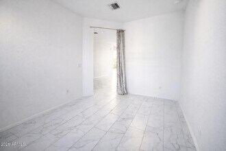 2439 W Kowalsky Ln in Phoenix, AZ - Building Photo - Building Photo