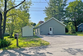 89 E Cote St in Lewiston, ME - Foto de edificio - Building Photo