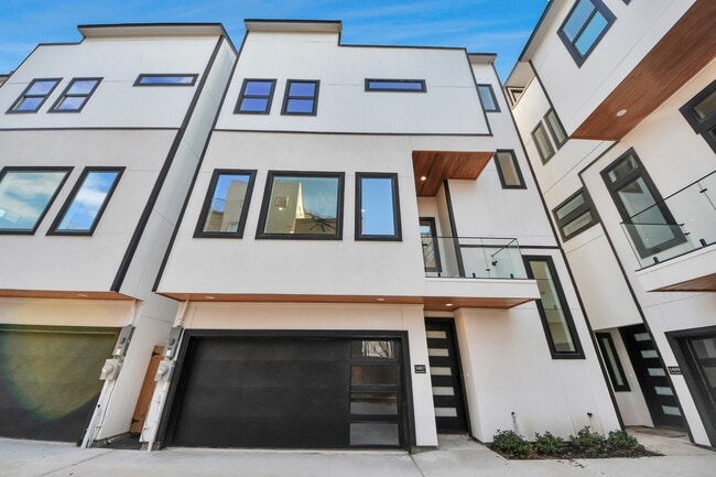 3407 Hutchins St in Houston, TX - Building Photo - Building Photo