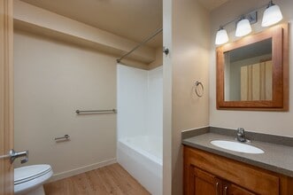 228 S Cottonwood Rd-Unit -228 S Cottonwood, Unit #110 in Bozeman, MT - Building Photo - Building Photo