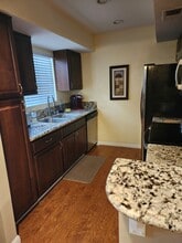 1050 E Ramon Rd, Unit Will Advise in Palm Springs, CA - Building Photo - Building Photo