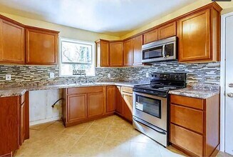 3405 Elgin Dr in Decatur, GA - Building Photo - Building Photo